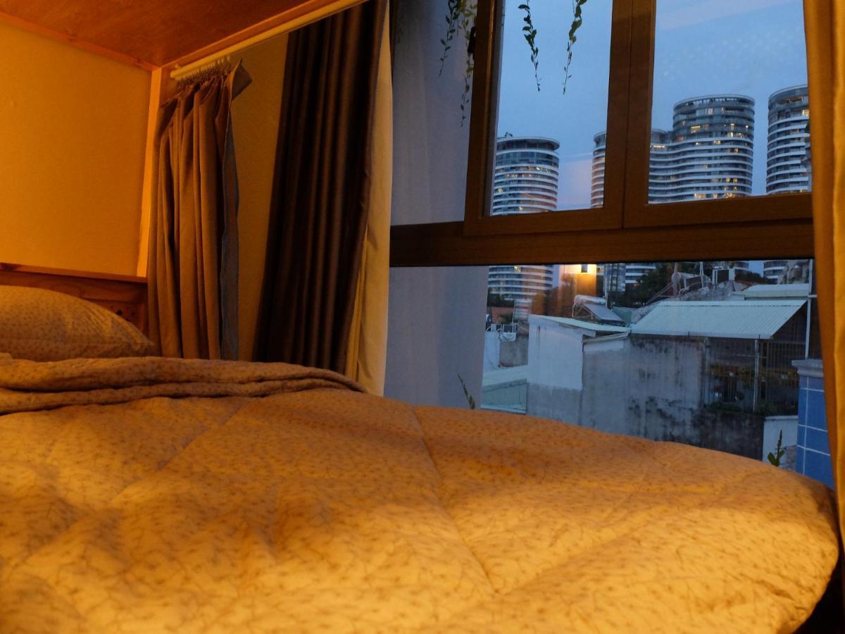 Half Coffee N Dorm TP. Hồ Chí Minh