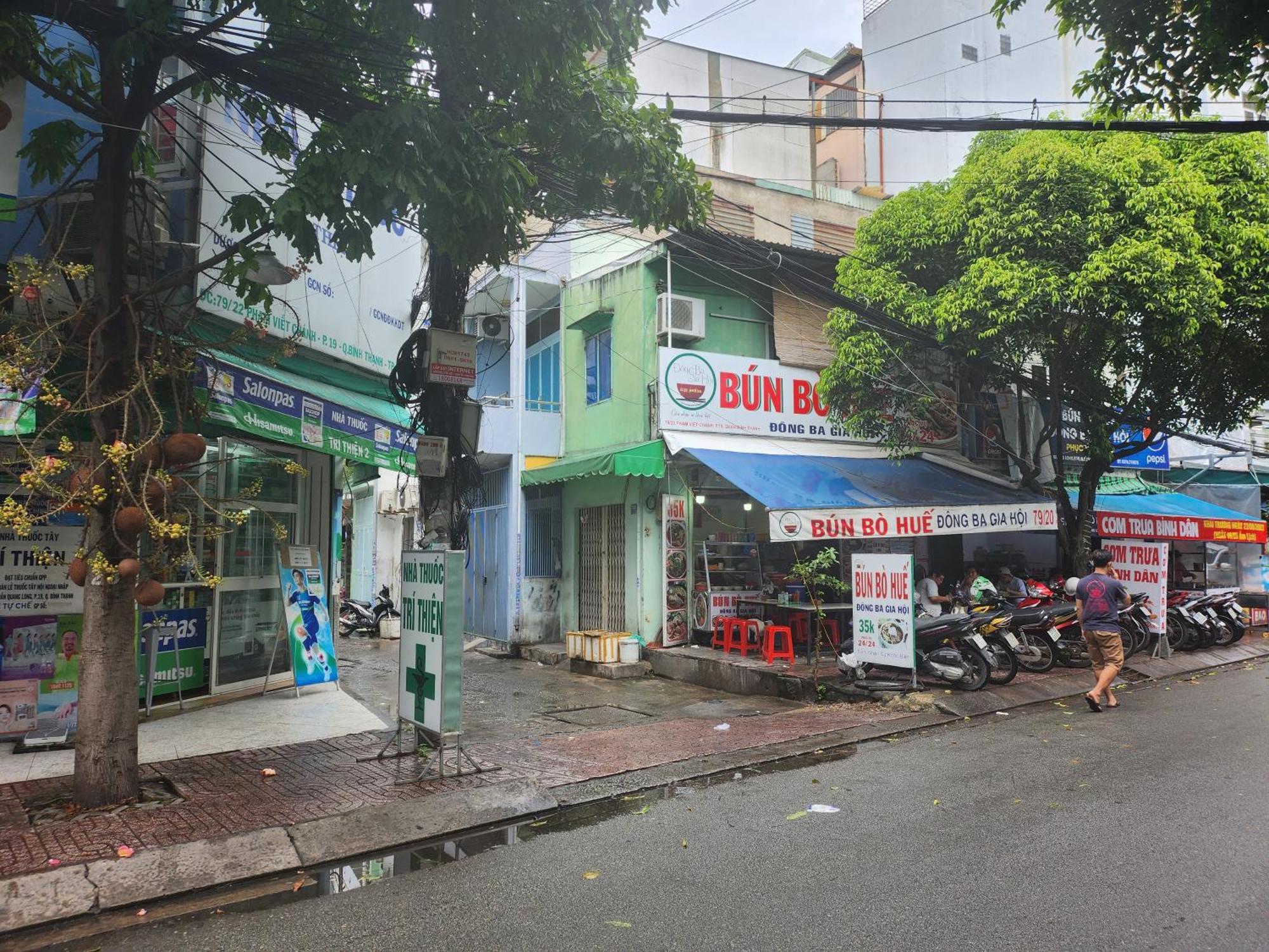 Half Coffee N Dorm * TP. Hồ Chí Minh
